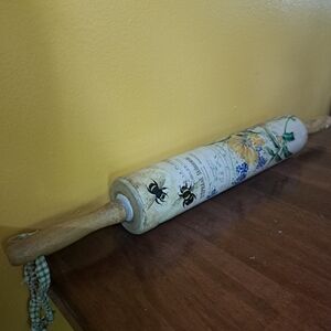 Floral Rolling Pin with Bees Design